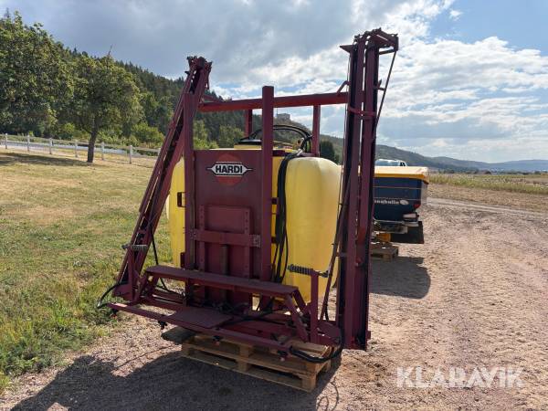 Växtskyddsspruta Hardi LXY1000 12m helhydraulisk