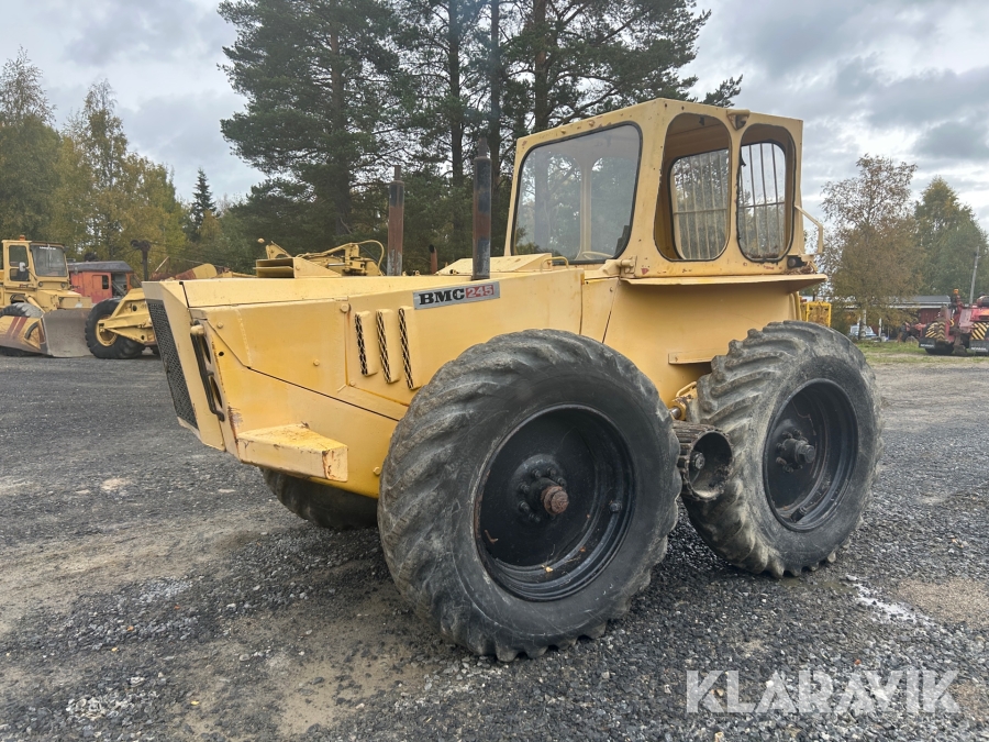 Partraktor Nuffield BMC 245