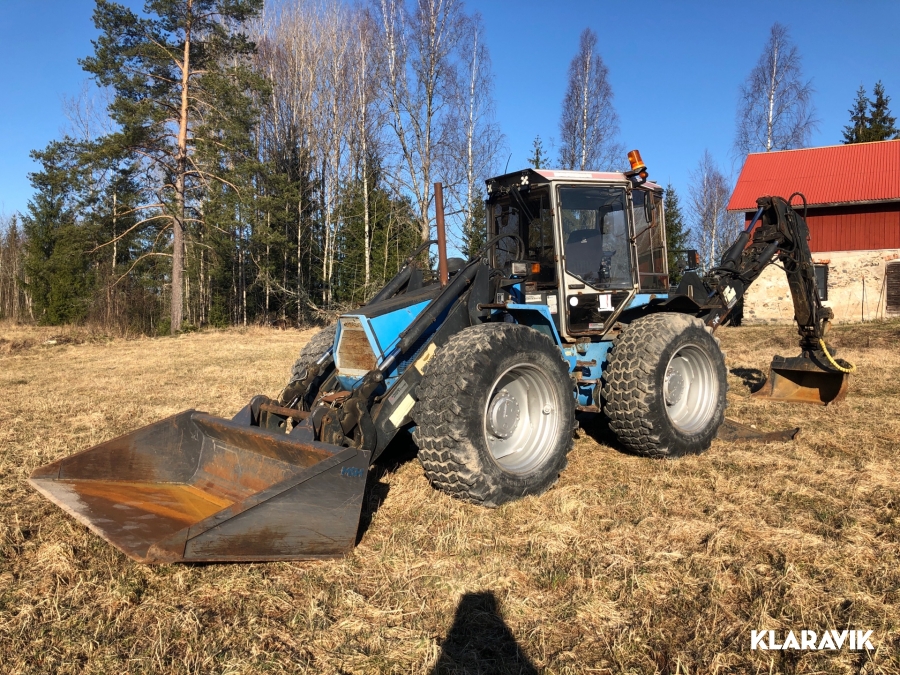 Traktorgrävare Huddig 960 med redskap och Cummins motor C6