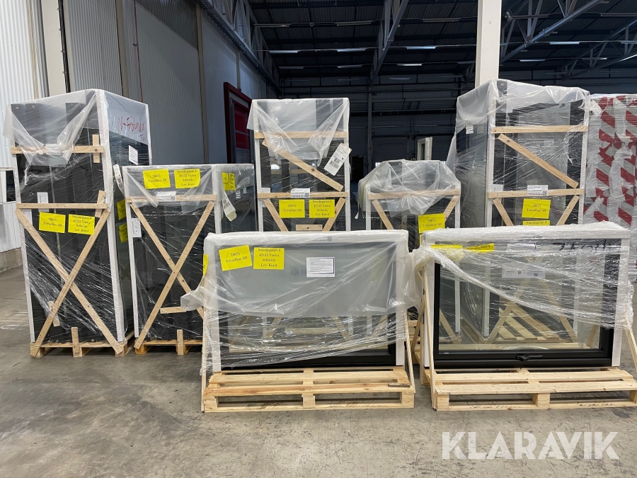 Alufönster 19st och aludörrar 4st Elitfönster