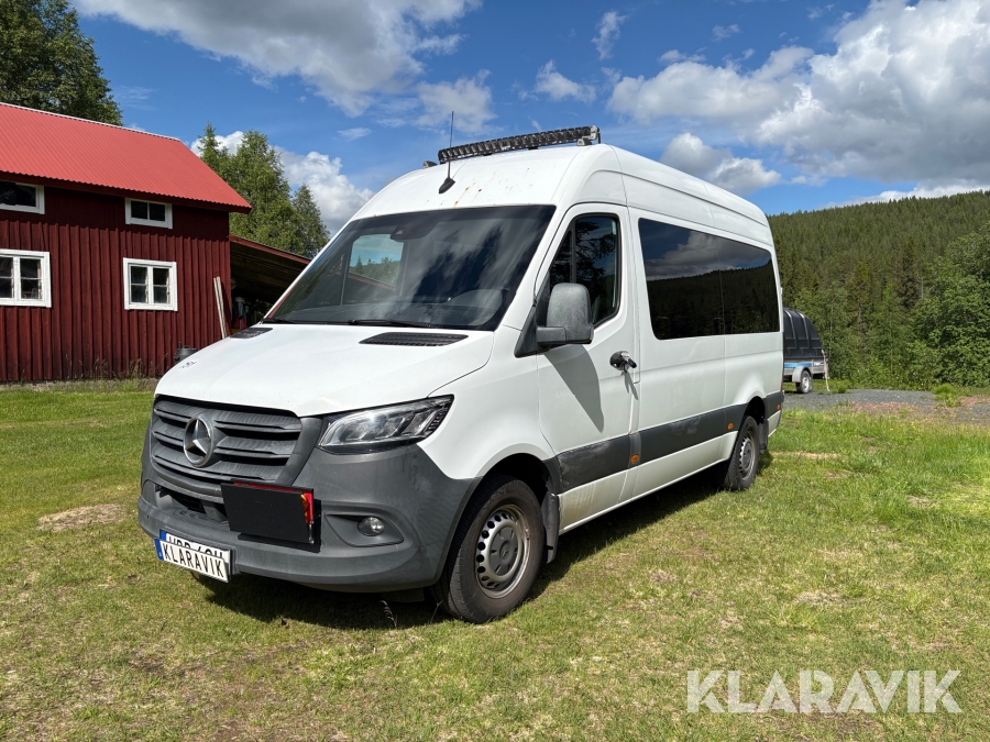 Minibuss Mercedes Benz Sprinter 319 CDI Tourer med ramp