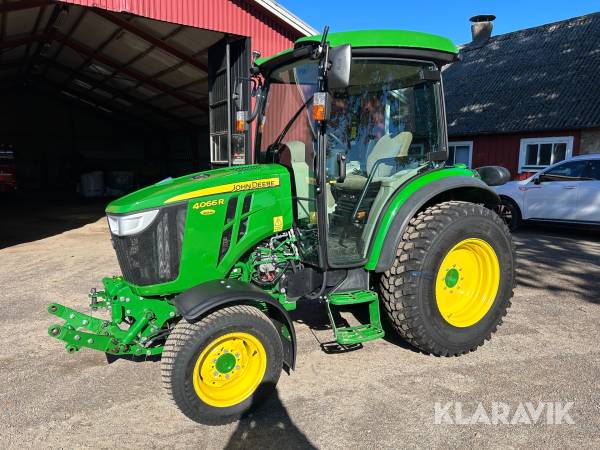 Traktor John Deere 4066R