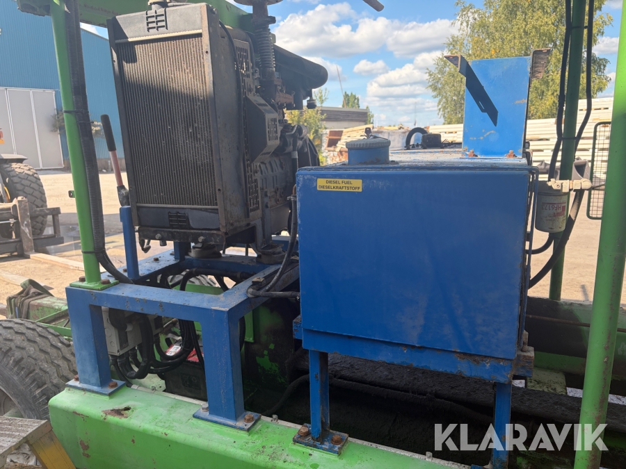 Motor 4cylinder Perkins med hydraulpump & hydraultank