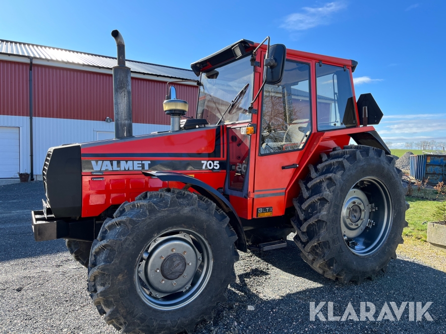 Traktor Valmet 705 GLTX