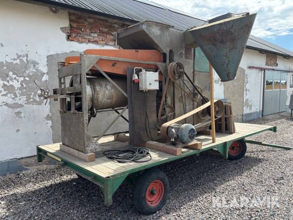Rensmaskin Petkus Type 20 med vagn