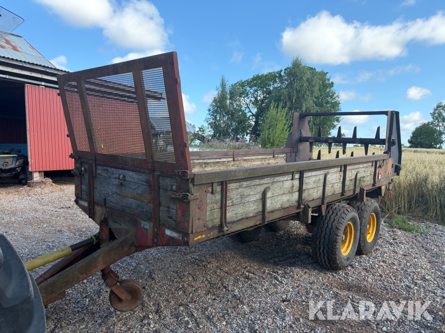 Fastgödselspridare Tim 7 ton