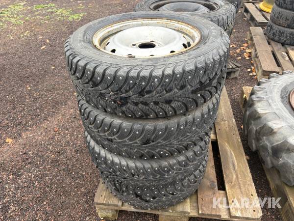 Vinterdäck på fälg Goodyear 185/65R14 4 st