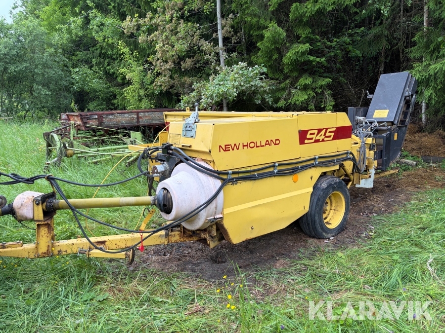 Balpress New Holland 945