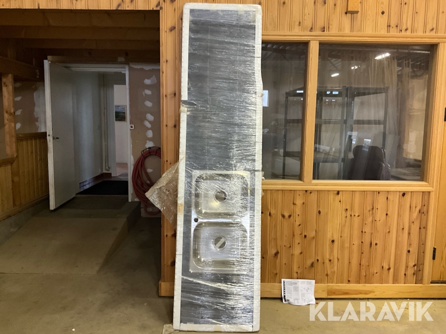 Köksbänkskiva DFP med dubbla diskhoar