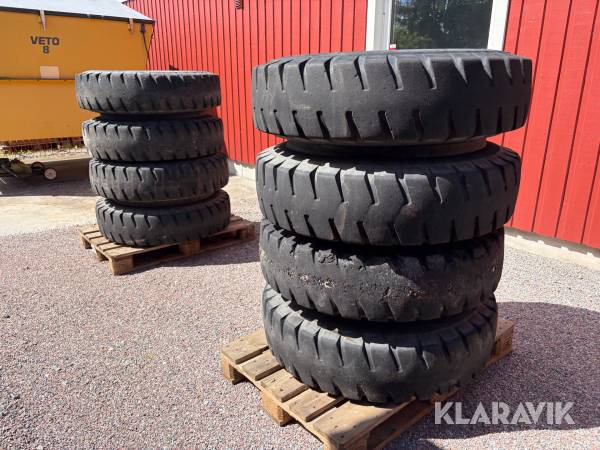 Grävmaskinshjul Nokian 10.00-20