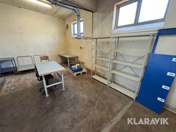 Arbetsbänkar, vagnar, hyllor & verktygstavlor