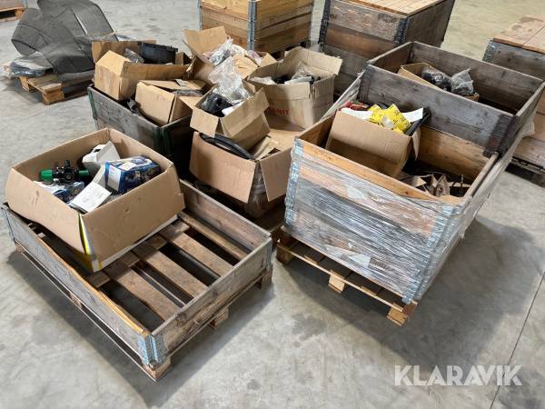 Diverse sprut / bevattingsdelar - 4 pallar