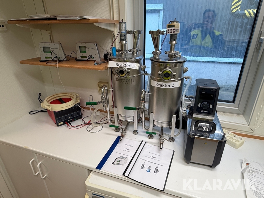 Biogas labbreaktor