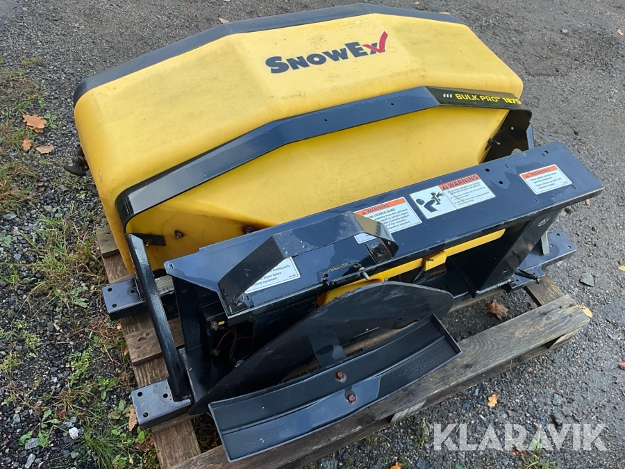 Sandspridare SnowEx Bulk Pro 1875