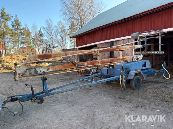 Släpvagnslift med ca 12 m arbetshöjd