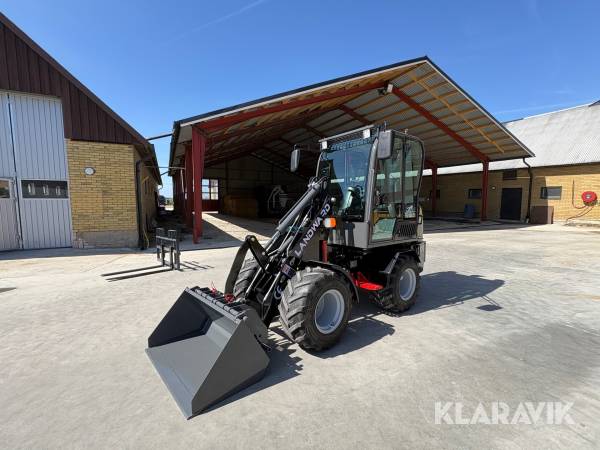 Hjullastare Landward W1150 Med tillbehör
