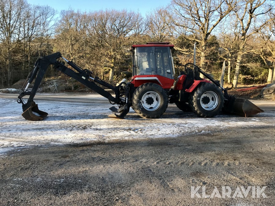 Traktorgrävare Valmet 7000 med redskap
