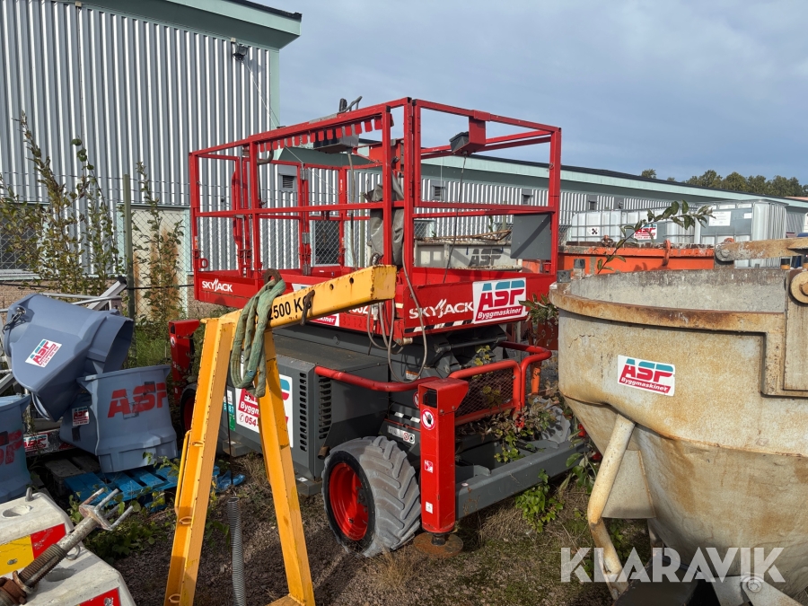 Saxlift Skyjack SJ6832RT 4x4