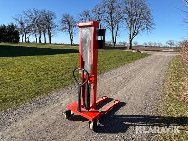 Höglyftande palldragare