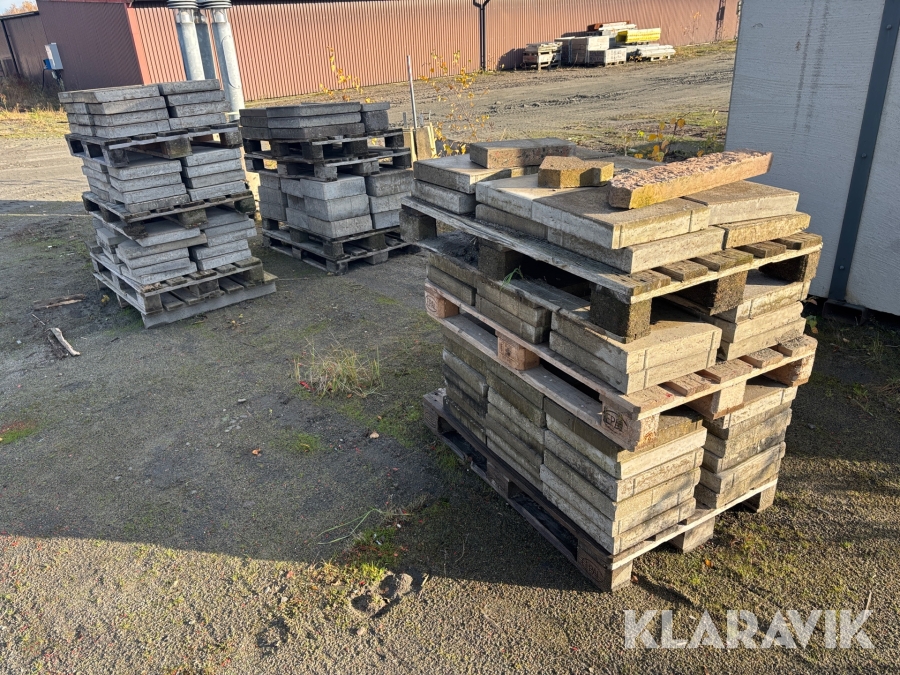 Diverse marksten -Totalt cirka 8 pall