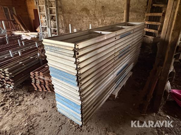 Aluplan/ plattformar Haki med bommar 16st