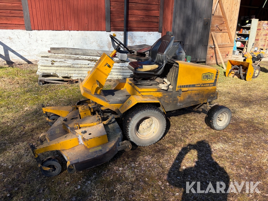 Åkgräsklippare Howard TB530-4
