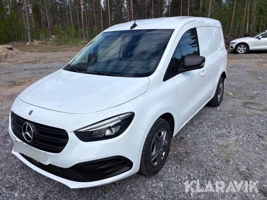 Skåpbil Mercedes-Benz