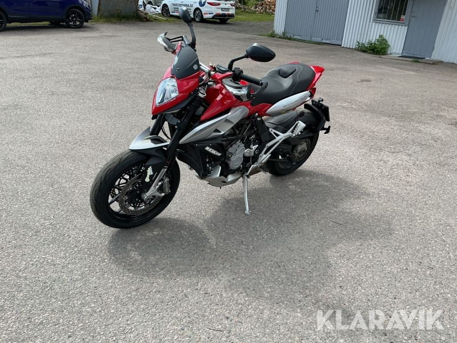 MV Agusta Stradale 800