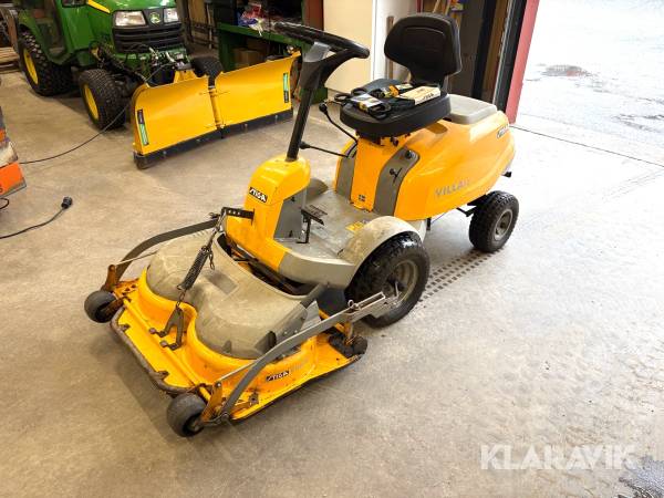 Åkgräsklippare Stiga Villa12
