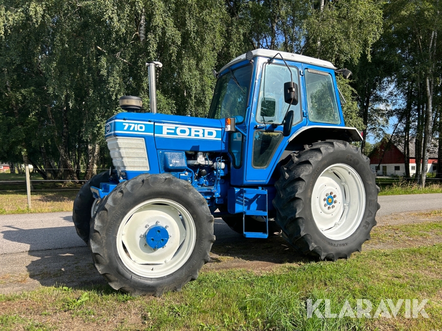 Veterantraktor Ford 7710