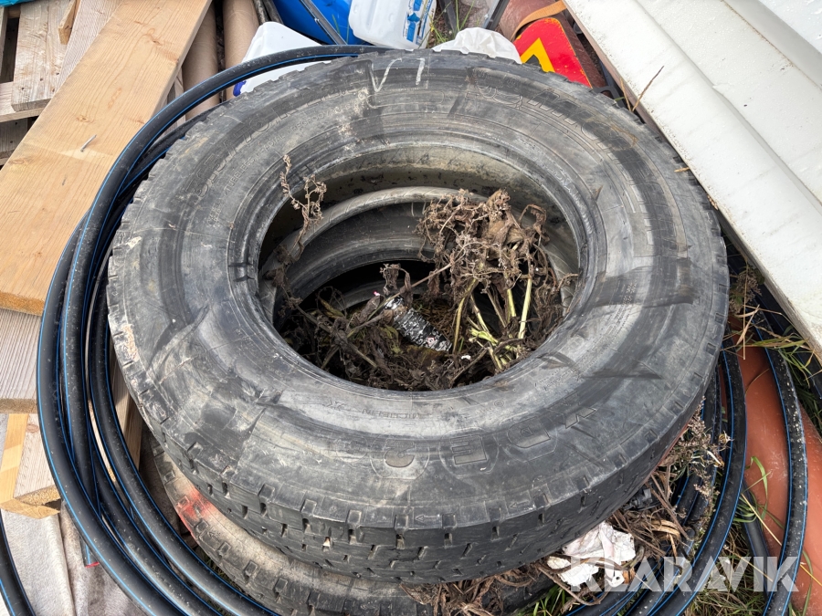 Lastbilsdäck Michelin XDE 2+ 315/70R22.5 2st