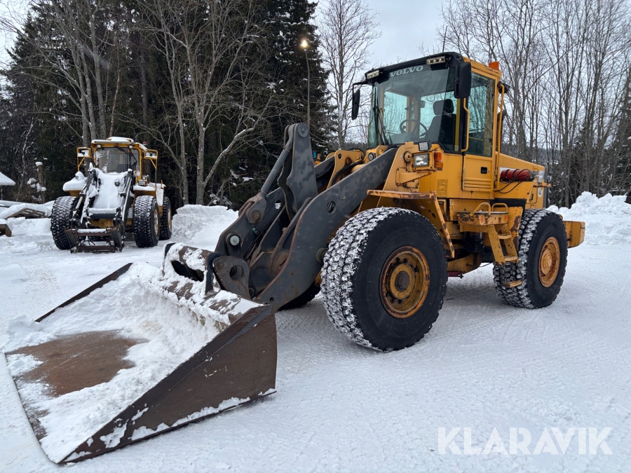 Hjullastare Volvo L90C med skopa