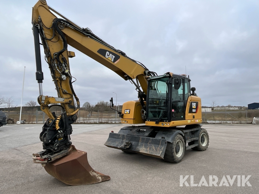 Grävmaskin CAT M315F med tiltrotator och 3 skopor