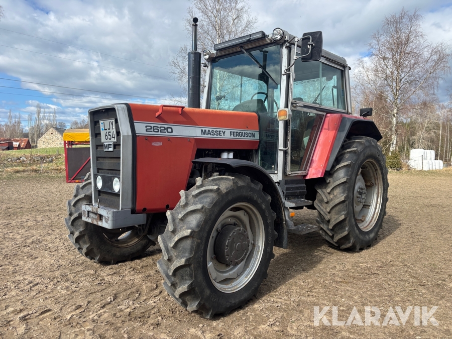 Traktor Massey Ferguson 2620