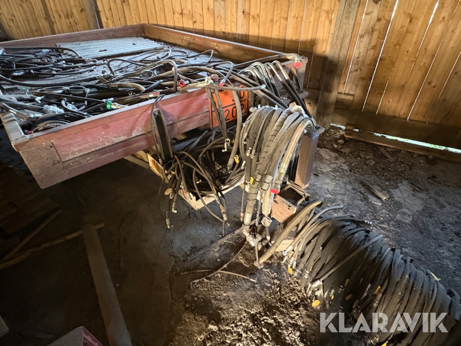 Parti med hydraulslangar ca 150st