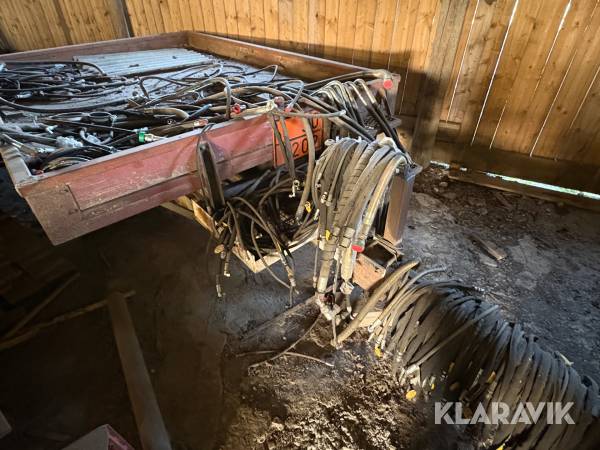 Parti med hydraulslangar ca 150st