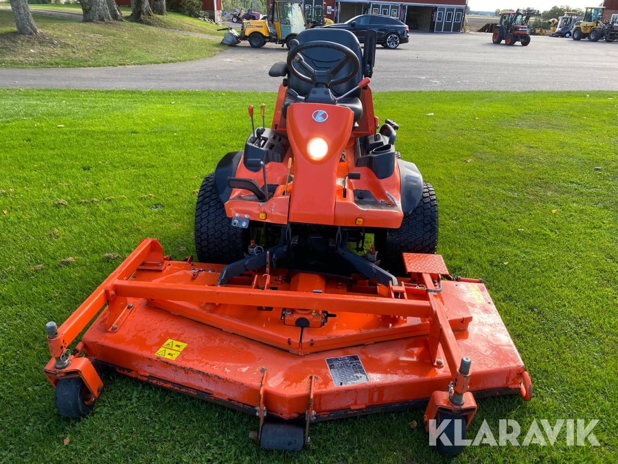 Gräsklippare Kubota F3680, Vara, Klaravik auktioner