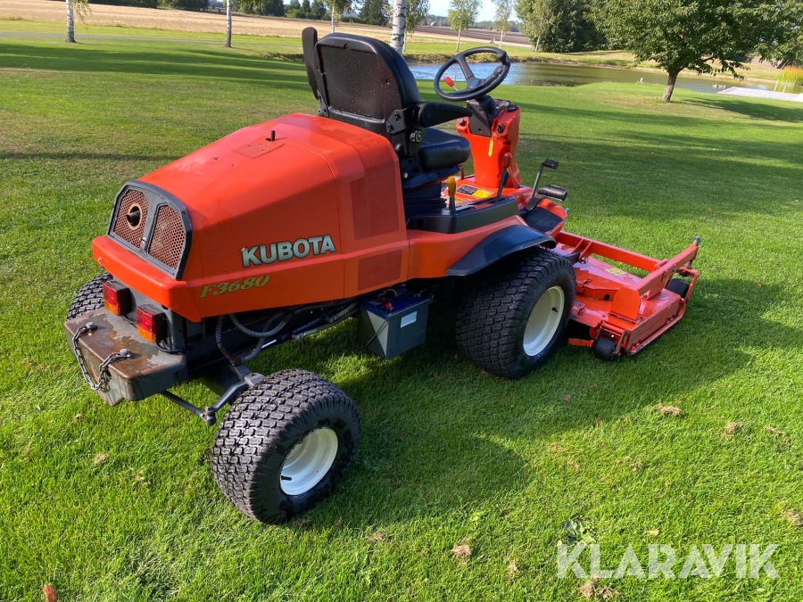 Gräsklippare Kubota F3680, Vara, Klaravik auktioner