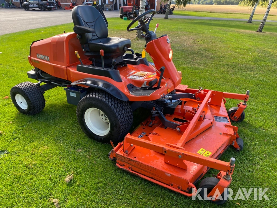 Gräsklippare Kubota F3680, Vara, Klaravik auktioner