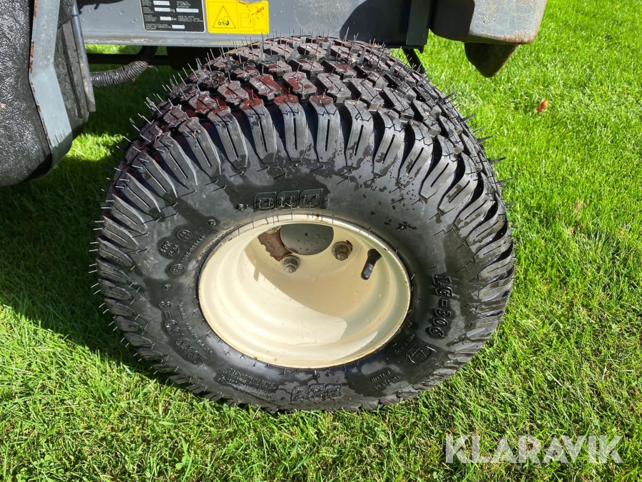 Gräsklippare Kubota F3680, Vara, Klaravik auktioner