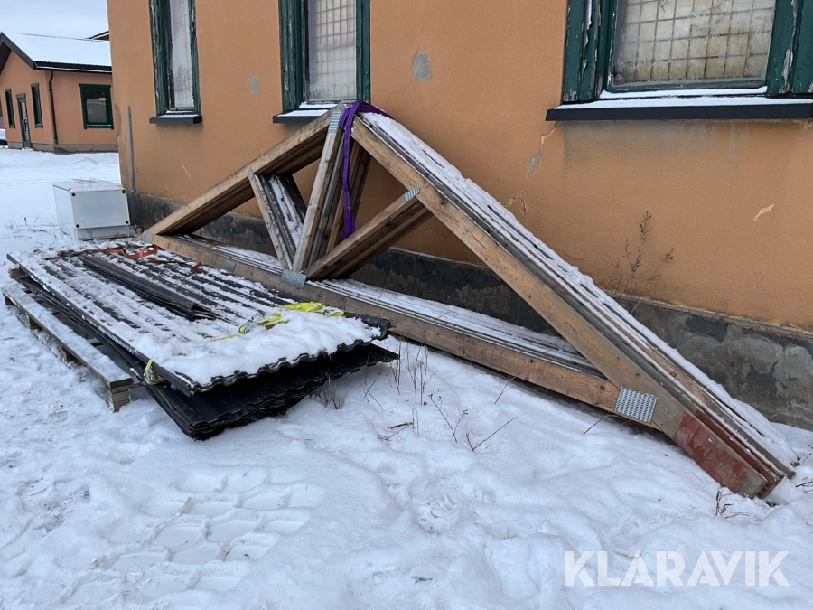 Takstolar och takplåt 6600x1400