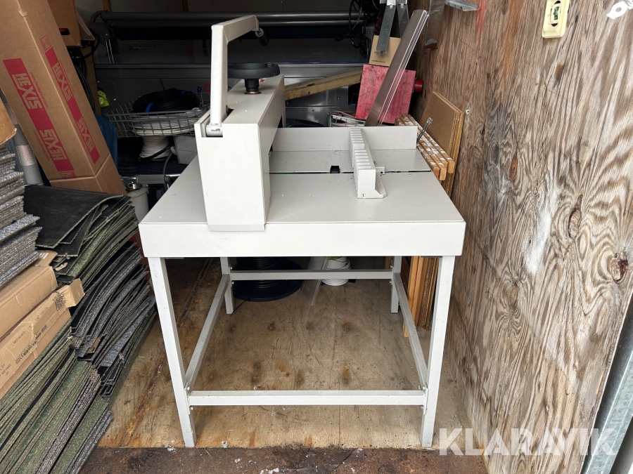 Pappersskärmaskin Ideal 4700