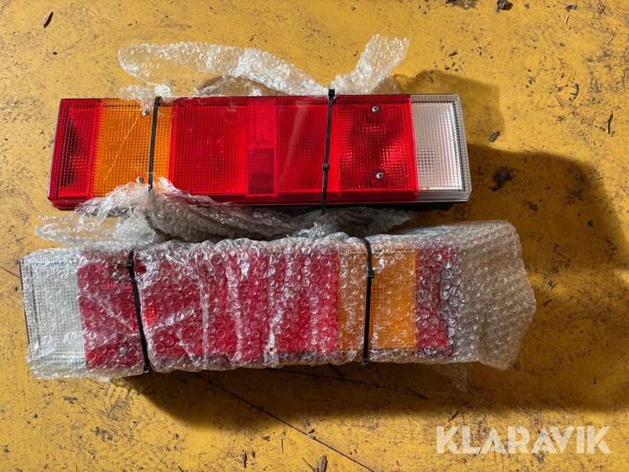 Baklampor till lastbil TUV