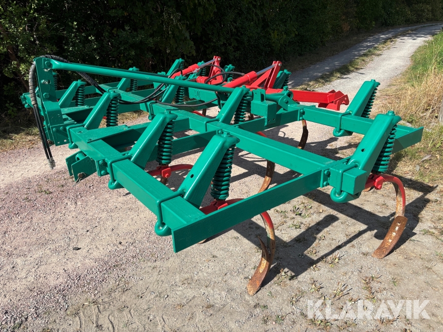 Kultivator John Deere 4m