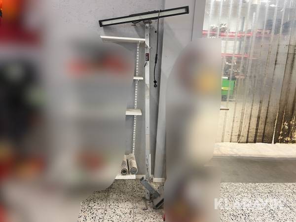 Belysningsmast El-björn 5m. Med containerfäste