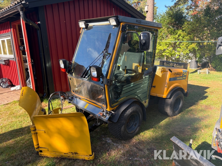 Redskapsbärare Belos Trans Pro 54 med plog