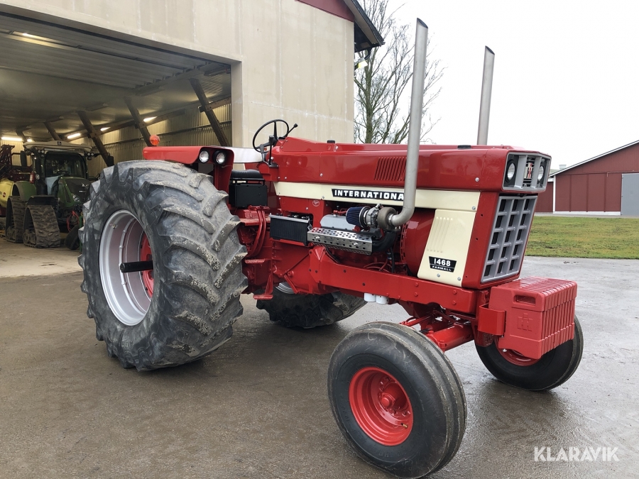 Veterantraktor International 1468 - 1973