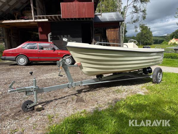 Båt Silver Yacht 405 med 30km/h trailer