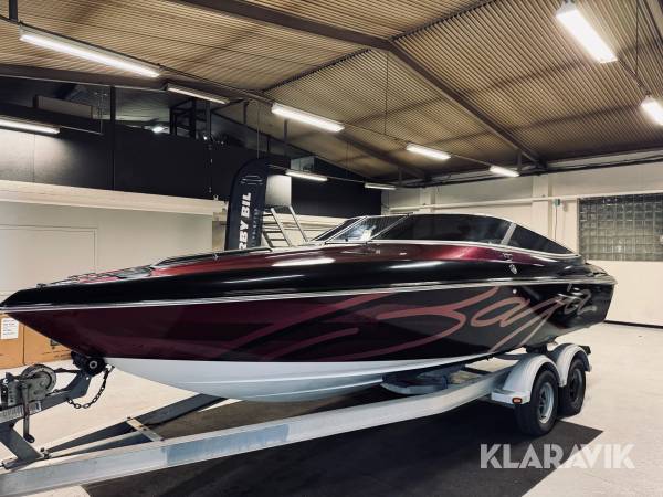Motorbåt Baja 232 Boss / Outlaw med 454 MerCruiser