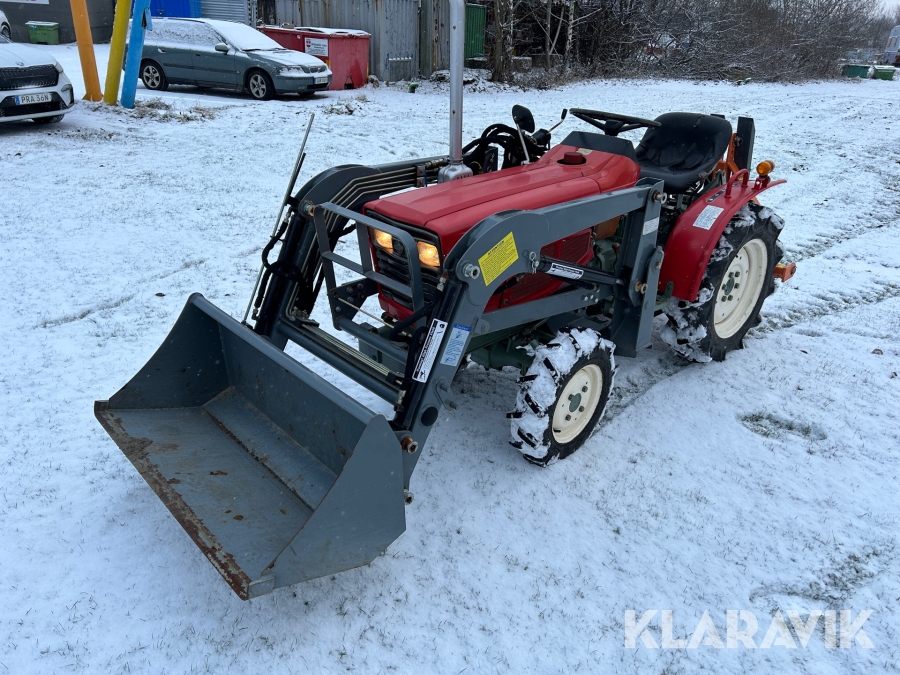 Traktor Yanmar YM1510D med skopa, betesputs & vägsladd